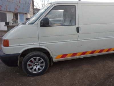 Vând Volkswagen Transporter