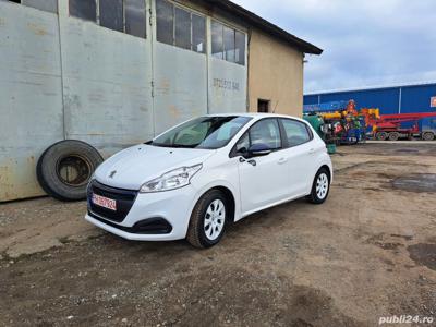 PEUGEOT 208 , euro 6 , 2015 , 125000 km