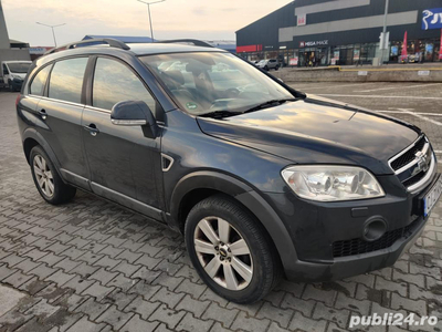 Vand sau Schimb Chevrolet captiva 2.0 150 CP 4x4 Cutie automată