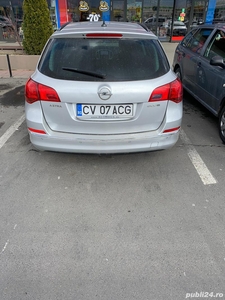 Opel astra j