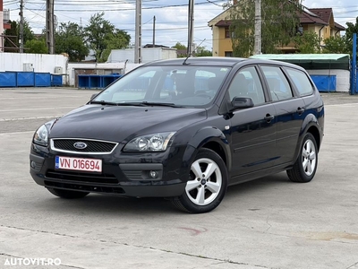 Ford Focus 1.6 Ti-VCT Titanium