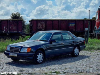 Mercedes W124 280E