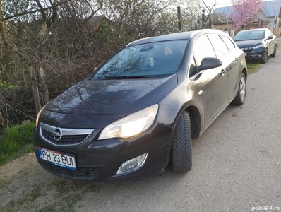 Opel Astra j