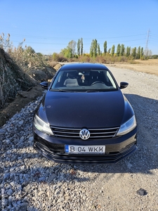 Vand volkswagen jetta 2.0 tdi...2015