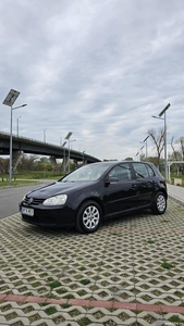 Vw Golf an 2005, benzina.