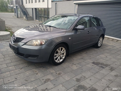 Mazda 3 berlina 1,6 tdi 110 cp an 2008 Clima