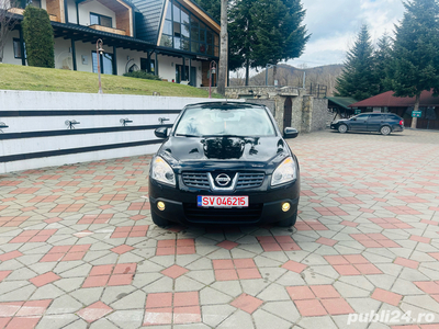 Nissan Qashqai-4x4-Extra Fullll-Impecabil