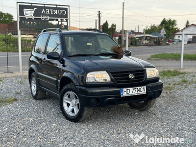 Suzuki Grand Vitara*2005*autoturism*4*4 mic/mare*1.6 benzina~16 Valve!