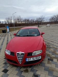 Vând Alfa Romeo GT 1.9