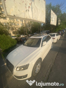 Audi Q5, alba, automata, trapa panoramica, 211 cai putere, propr.