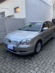 Vand Toyota Avensis -2005