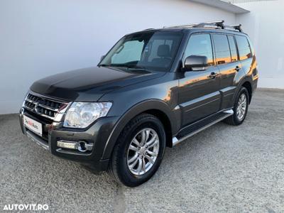 Mitsubishi Pajero LWB 3.2 DI-D Instyle A70