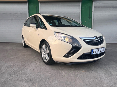 Opel zafira tourer an 2016,2.0 diesel navigatie,piele