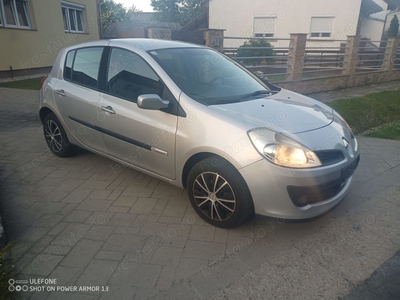 Renault clio 1,2 benzina an 2009 clima