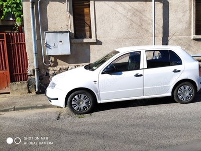 vand Skoda Fabia an 2002 in stare buna de functionare