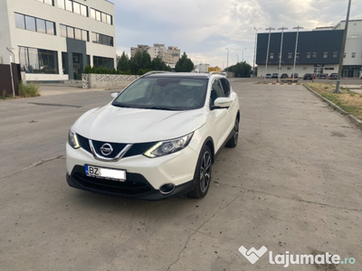 Nissan Qashqai 1.6 Dci 130 cp Tekna 4x4