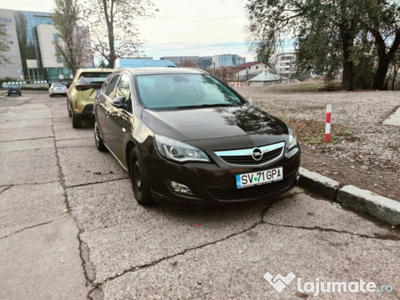 Opel Astra J Tourer Sport