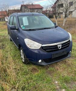 Dacia Lodgy 1.2i. Clima 2013