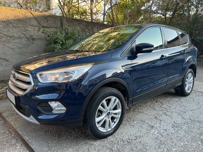 Ford Kuga 1.5i 176cp 4x4 an 2019 EURO 6 TVA DEDUCTIBIL