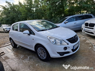 Opel corsa 2008 1.3cdti