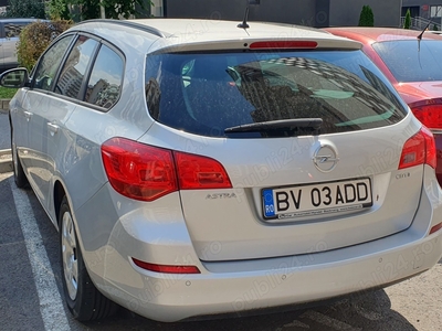 Proprietar, Vând opel Astra j, 1.7 2011