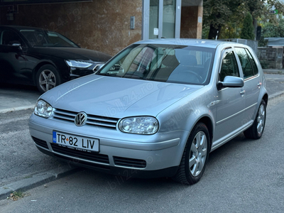 Proprietar Volkswagen Golf 4 Motor: 1.4 80cai