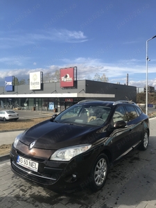 Renault megan 3 editie speciala ,an 2011,motor 1,5 dci,foarte economic