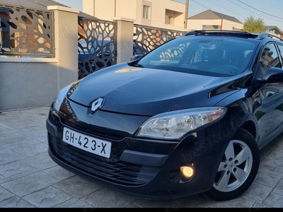 Renault-Megane-1,5 dci-Panoramic-Navi-