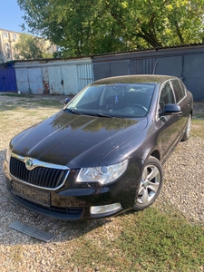 Se vinde,SKODA SUPERB, AN 2010,MOTOR 1.4 BENZINA ,125CP,139000KM, 6500euro,neg