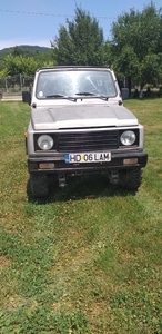 Suzuki Samurai