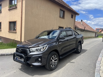 Toyota Hilux 2.4D