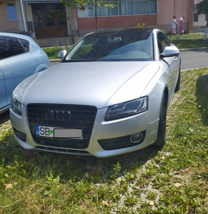 Vând Audi A5 coupe