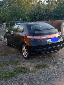 Vând honda civic 1.8 benzina