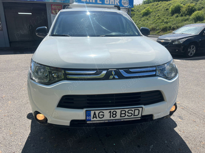 vand Mitsubishi Outlander