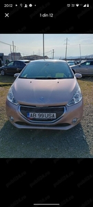 Vând Peugeot panoramic 208