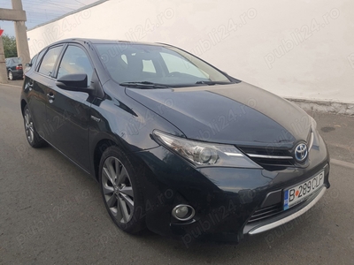 Vand Toyota Auris 1.8 hybrid