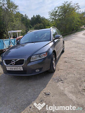 Liciteaza-Volvo V50 2012