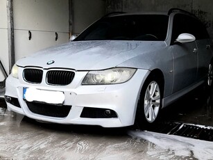 BMW Seria 3 320d DPF Touring