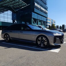 BMW Seria 7 750e xDrive AT PHEV