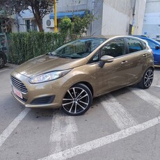 ford fieste 1.6 tdci anul 2013