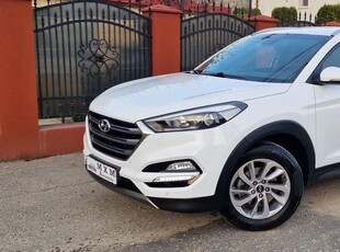 Hyundai Tucson blue 1.7 CRDi 2WD Advantage