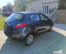 Mazda 2 an 2008 benzina 1.3 klima distribuție lanț