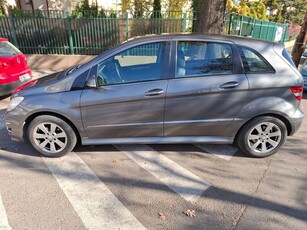 Mercedes-Benz B 150