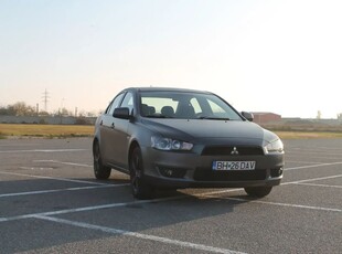 Mitsubishi Lancer 1.8 Invite