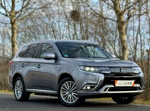 Mitsubishi Outlander 2.4 4WD Plug-In Hybrid Top