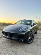 Porsche Cayenne 3.0 L