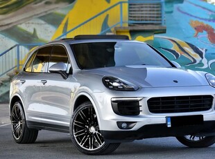 Porsche Cayenne Diesel Platinum Edition