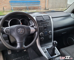 Suzuki grand vitara 1.9 ddis 2011