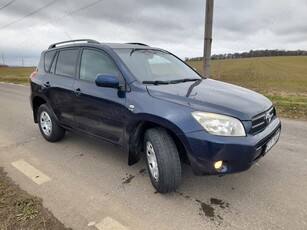 Toyota rav4 2.2 d 136cp an 2007 4X4