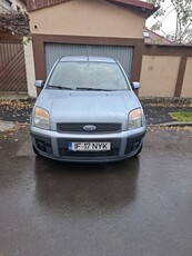 vand ford fusion 1.4 benzina